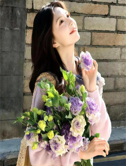 天天向上美女總裁_魯大師在線視頻播放免費觀看